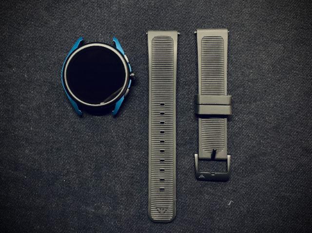 阿玛尼第五代智能手表,阿玛尼手表5a