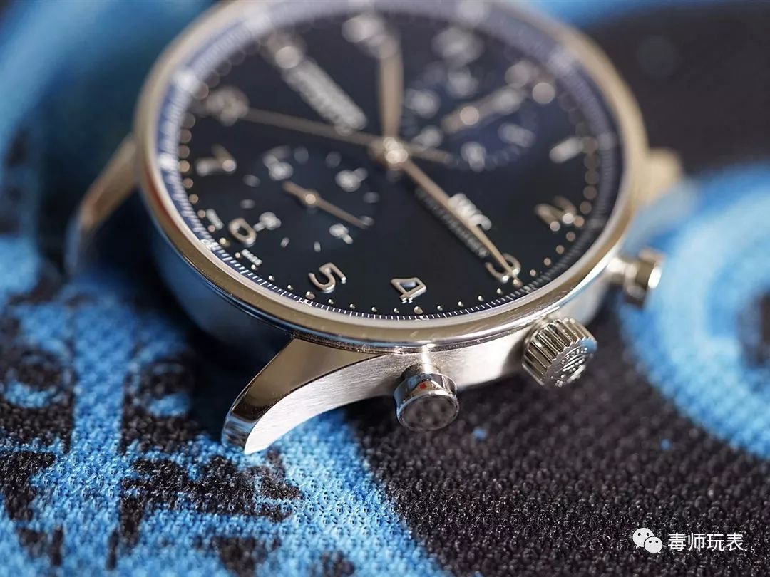 夜王的首选——万国葡萄牙计时机械表