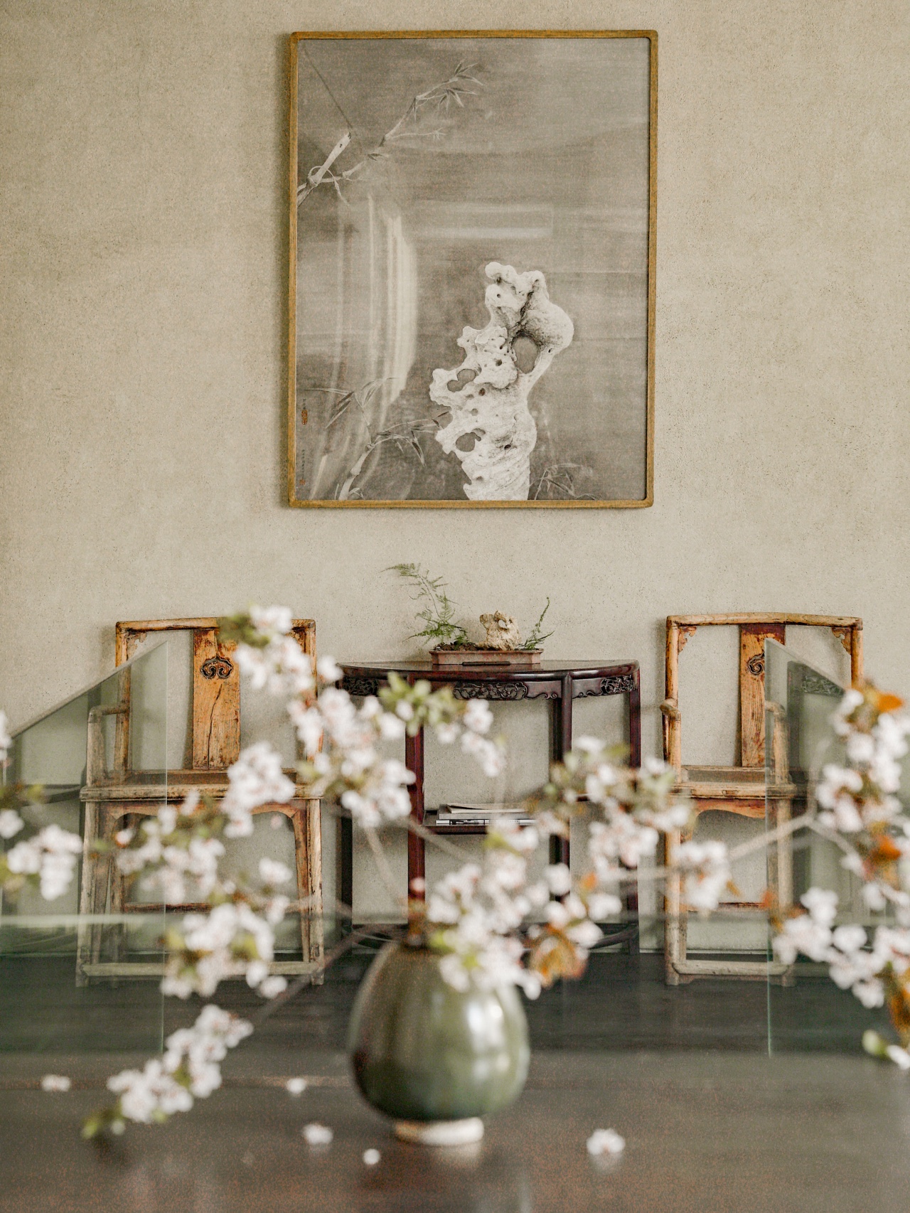 她买下别人挑剩的渣户型，花10年任性改造，浴缸像床那么大