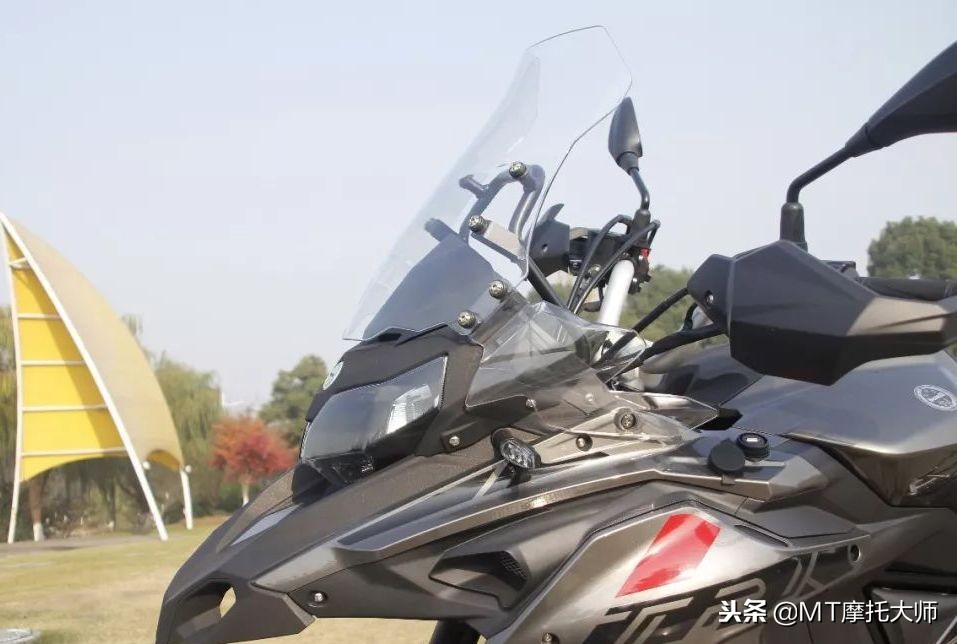 贝纳利502街车评测,贝纳利金鹏502x摩旅怎么样