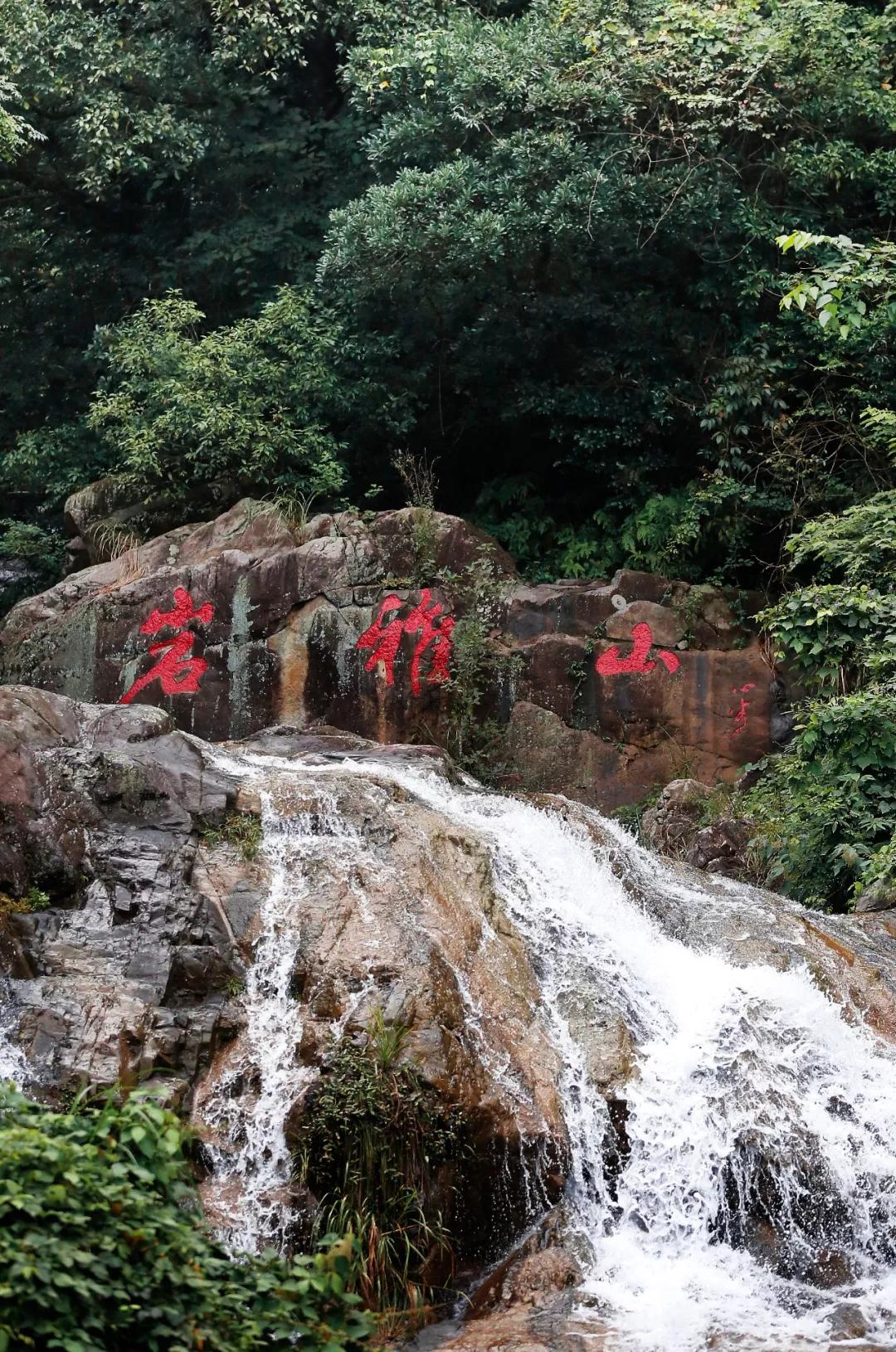 雅漾第几步护肤,雅漾去红产品