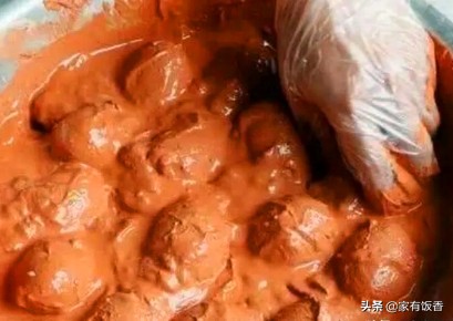 腌咸鸭蛋冒油的方法草木灰,黄泥腌咸鸭蛋最简单的方法