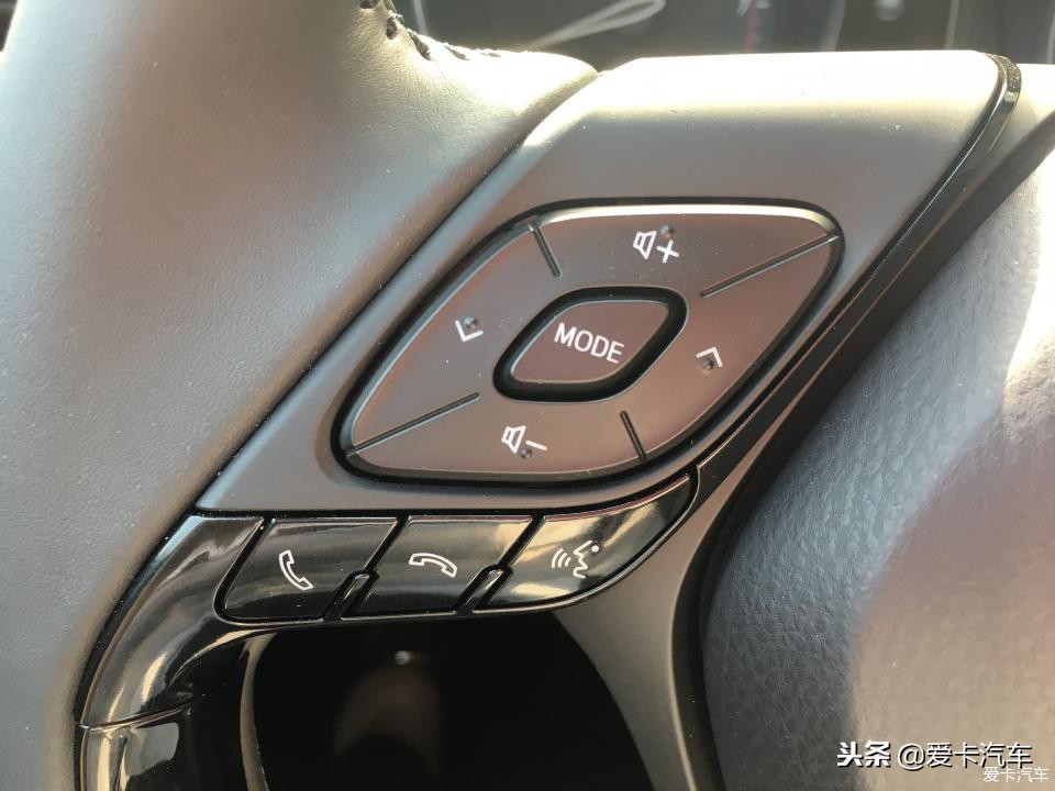 丰田c-hr豪华版提车实价,丰田c-hr提车价格