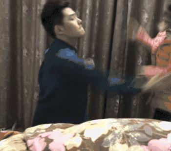 有了二胎后老大为什么顶嘴,有了二胎老大总是爱发脾气