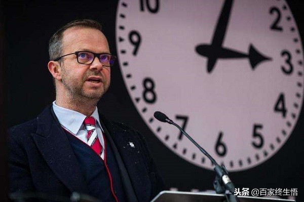 渐行渐远的曼彻斯特双雄，带给我们怎样的启示和思考？