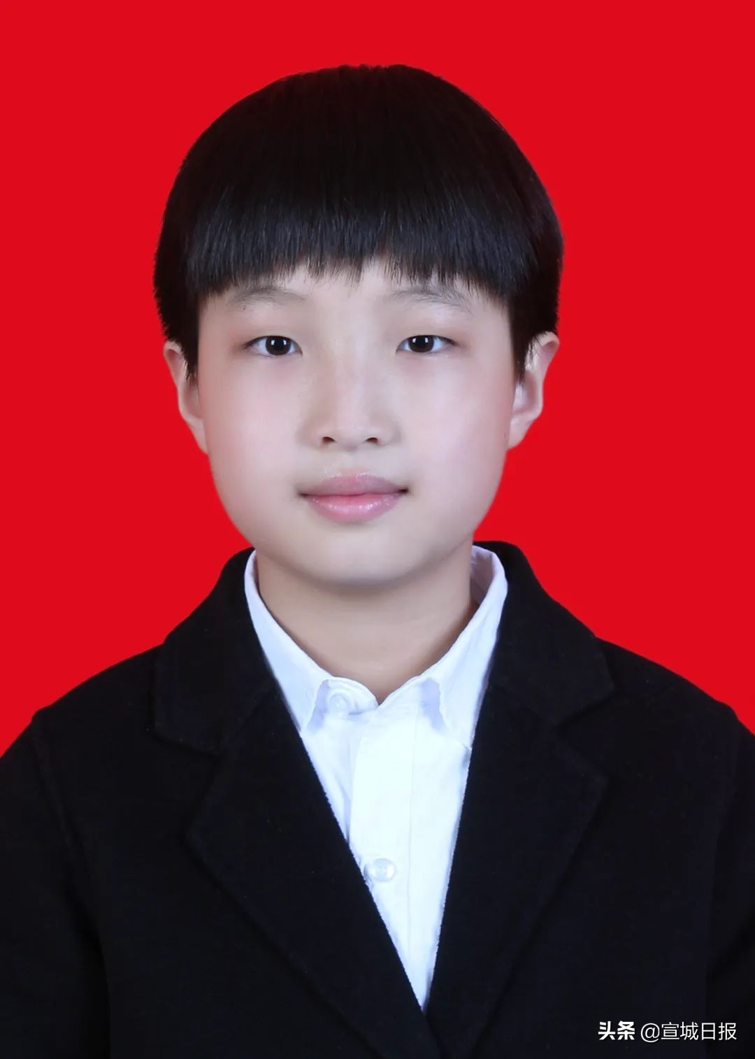 请为优秀队员投票,给优秀少年投票