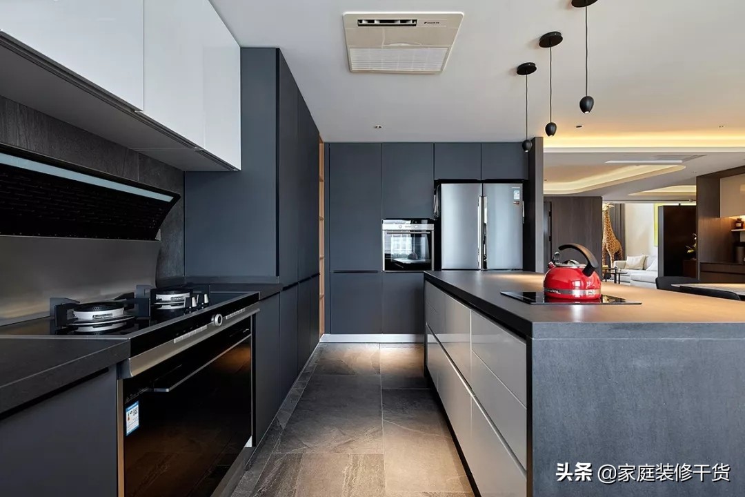 厨房可以移位置吗,厨房烟道可以移位吗