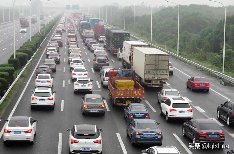 低速电动三轮车和老年代步车区别,对于电动三轮车的整治