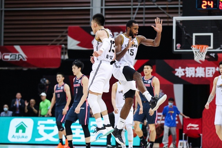 辽宁队最新消息郭艾伦,cba总决赛g2广东vs辽宁郭艾伦采访