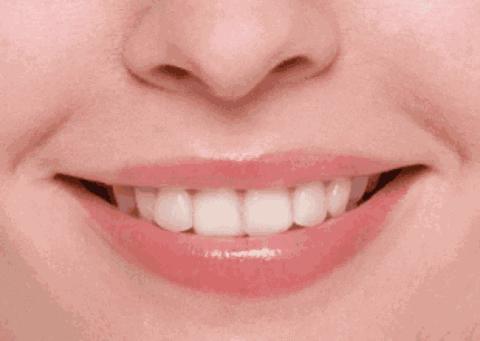 刷牙的正确方法牙不黄不臭,刷牙牙黄变白的最快方法