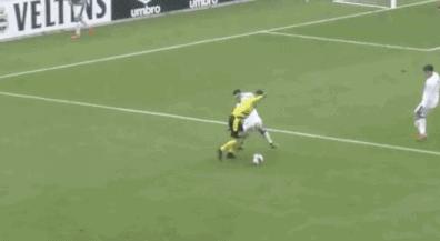 20岁小将闪耀欧冠25场打进14球,足球年轻妖人70场400球