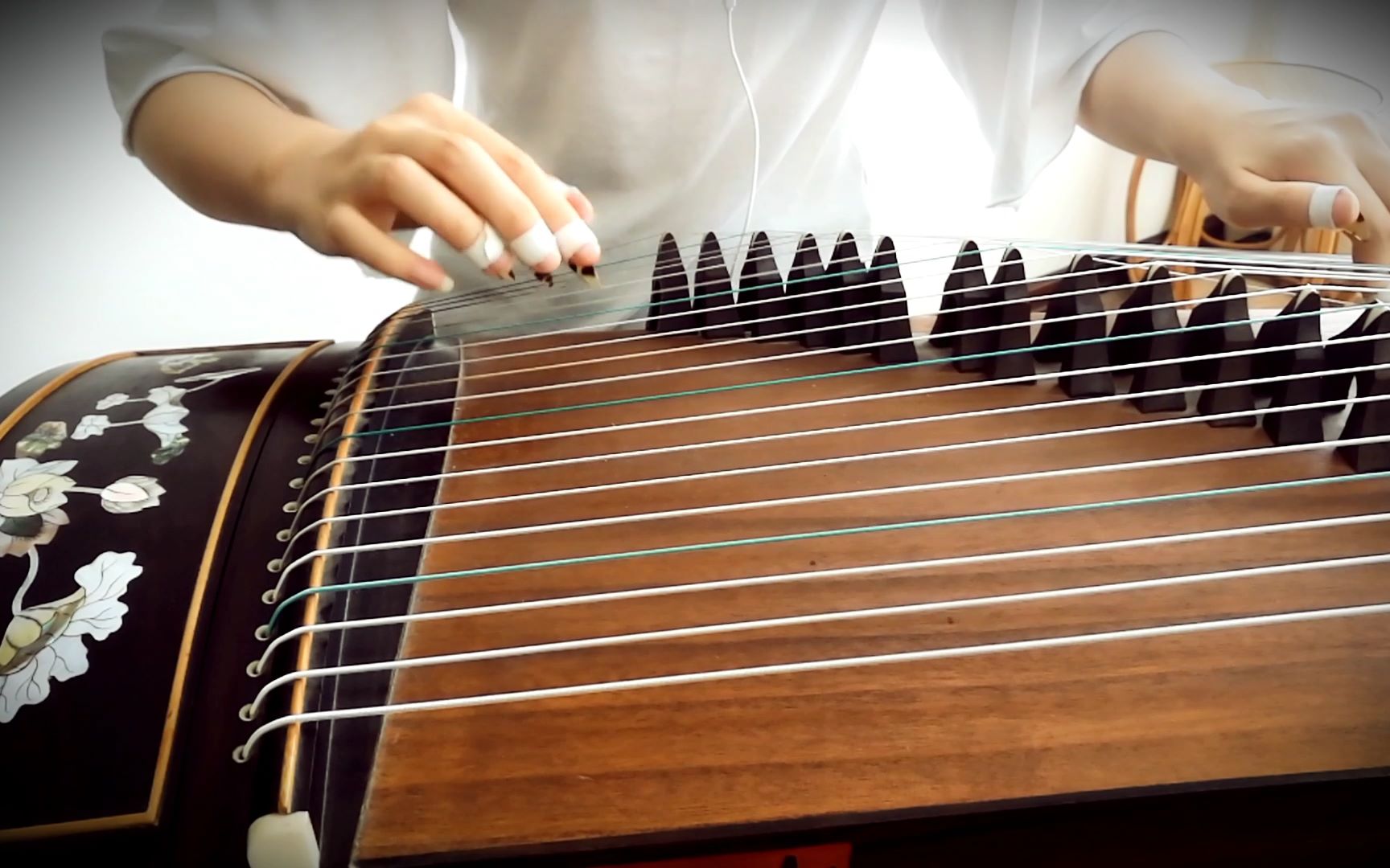 零基础学习古筝一年达到什么水平,怎样引导孩子学习古筝