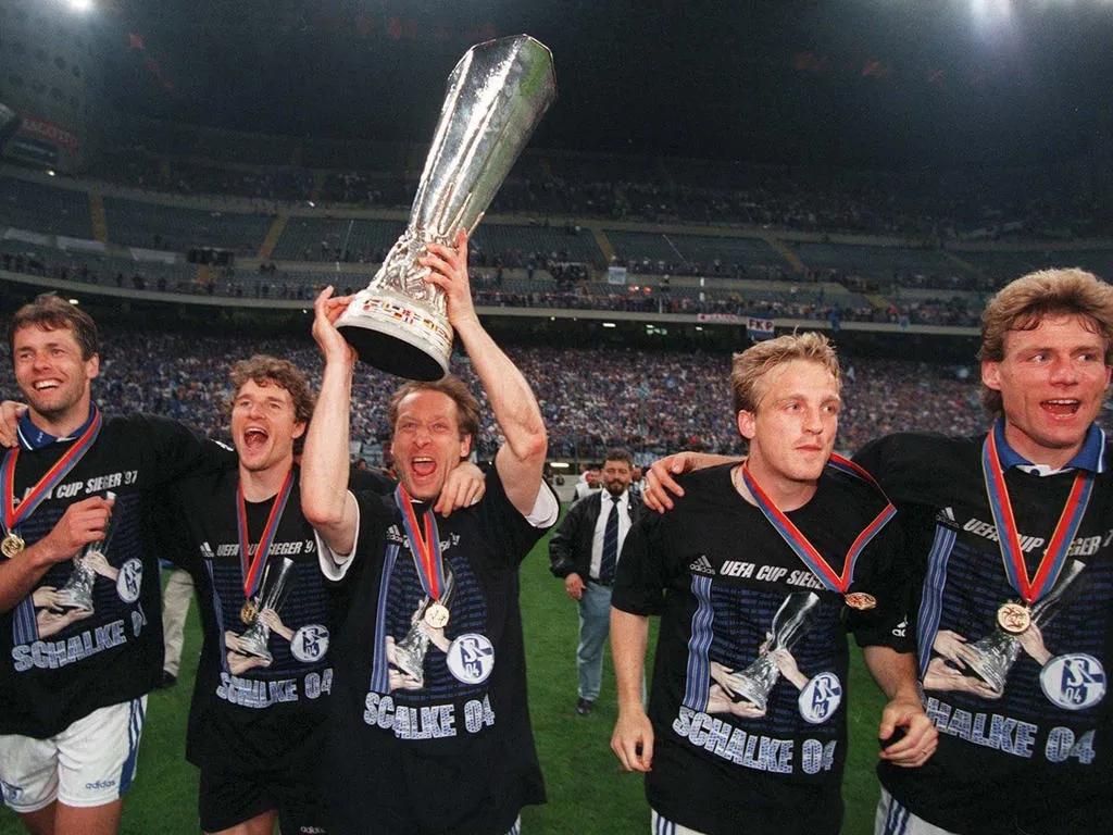 失落沙洲讲的是什么故事,失落沙洲唱哭路人