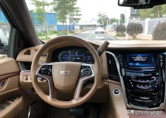 70万买二手凯雷德ESV铂金加长，又花2万整备，很多人都夸他有眼光