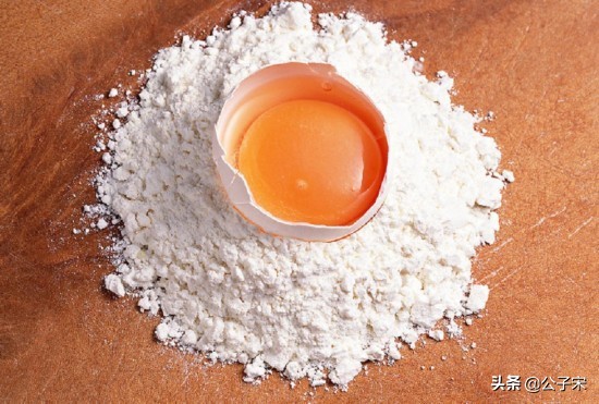 有痘痘的人珍珠粉怎么用好,使用珍珠粉长痘后怎么调理