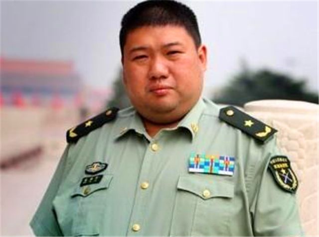 刘滨：毛主席的嫡孙媳妇，当兵后嫁给*新宇毛**，婚后与婆婆宛如姐妹