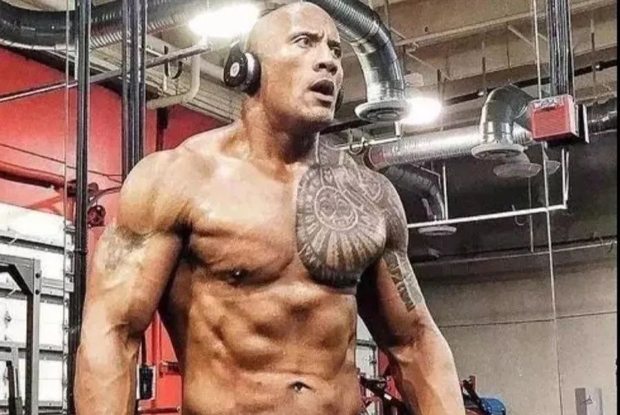 男士健身房练腿部器材,健身房运动装备推荐男