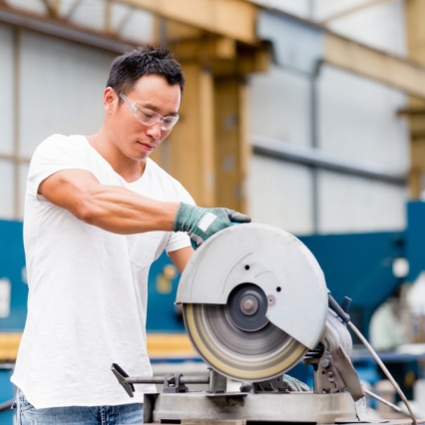 老张头退休生活,老张头和赵铁匠