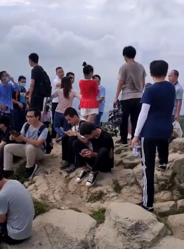 1传11，吉林舒兰紧急封城，源头还没找到，疫情真的要反扑了吗？