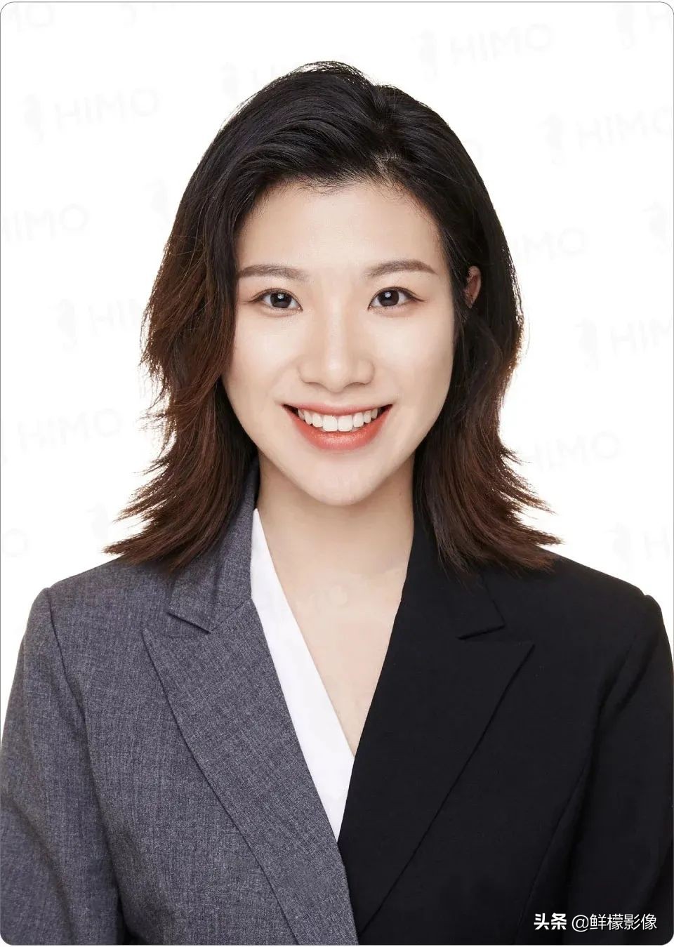 结婚纪念照怎么拍最美,穿黑色衣服拍结婚证件照好看吗