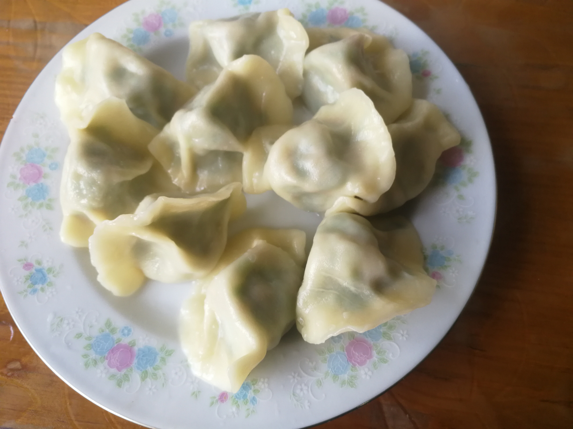 从摆地摊到卖向全世界，香港湾仔码头如何做到？小饺子成就大事业