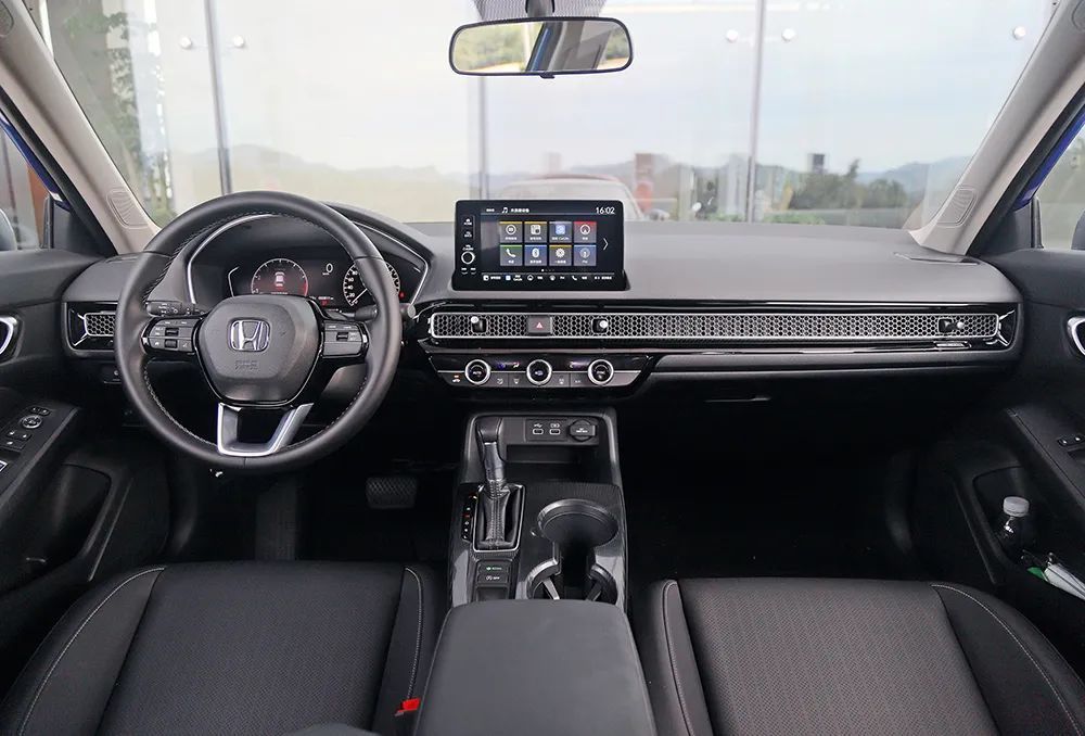 新款思域十一代首测,10代思域和11代思域哪个值得购买