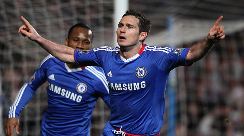 现代足球前腰和古典前腰区别,古典前腰和进攻型中场