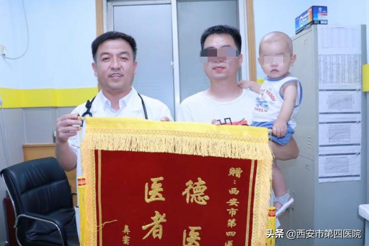 儿子鼻塞流脓鼻涕是鼻窦炎吗,孩子鼻窦炎流脓鼻涕伴有咳嗽