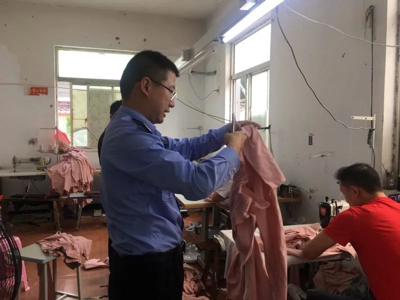 耐克彪马是假的吗,假耐克假彪马