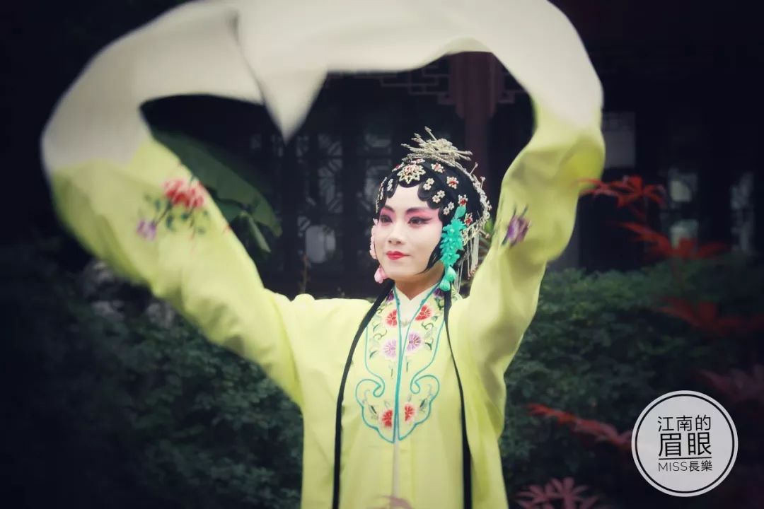 一入秋苏州成姑苏,秋色一入秋苏州就成了姑苏