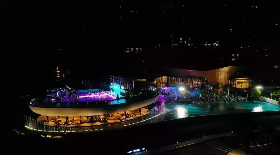 无边泳池应该这样玩...如此高大上的体验在广东首屈一指