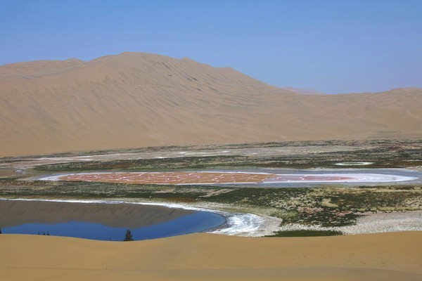 徒步穿越巴丹吉林沙漠路线,穿越巴丹吉林沙漠四日游