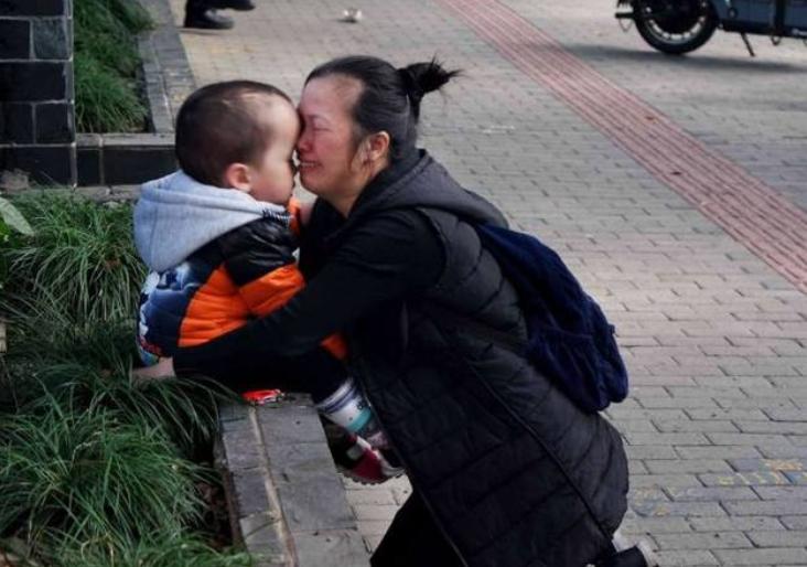 2岁宝宝排不出来大便10天了,2岁宝宝拉不出屎怎么办快速解决