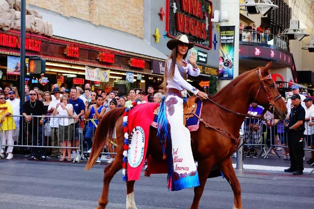 “我”在赌城：扯证健身！