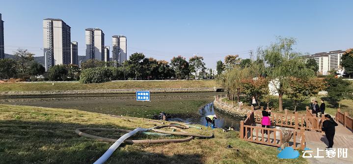 襄阳大型吸污车清淤车,襄阳吸污车疏通清洗管道