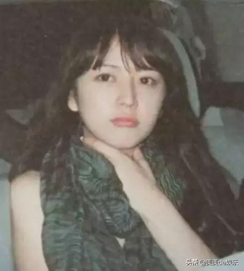 顶流恋情被曝,顶流情侣官宣结婚