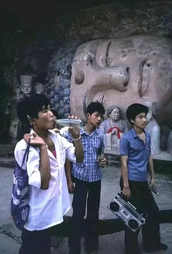 乘法口诀表图大图,简单又容易看的乘法口诀表图