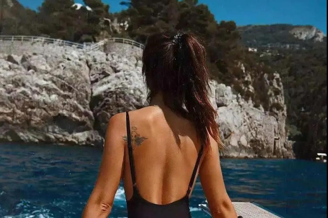 进了个“不可描述”的小组，以为学了门技术活没想到……