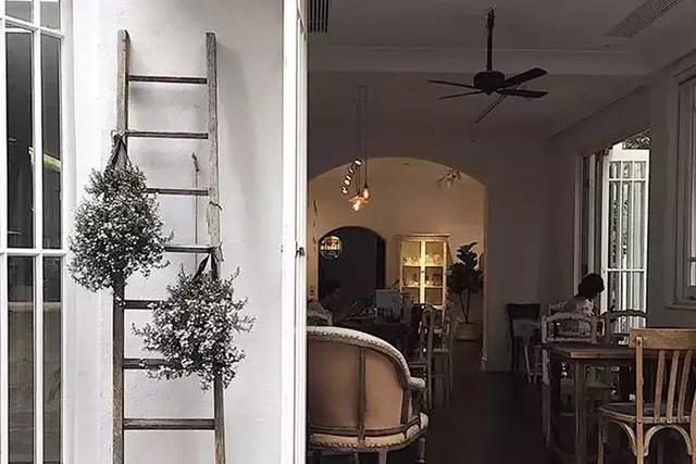 海派轻奢风格露台餐厅,低调轻奢露台餐厅