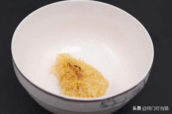 泡发银耳免煮,正确的泡发银耳的方法