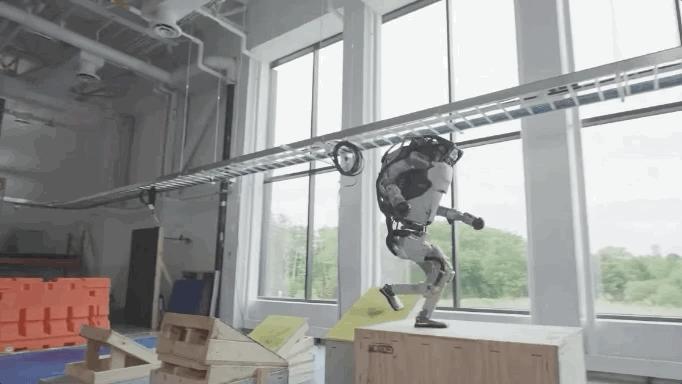 特斯拉人形机器人试用,特斯拉人形机器人即将面市