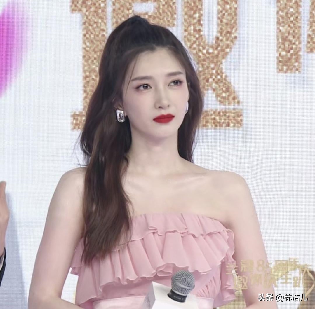 江疏影最减龄发型,江疏影穿出高级感的秘诀