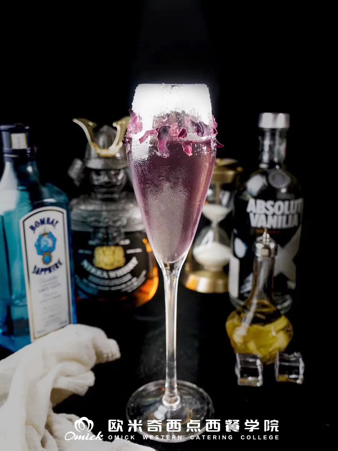 酒吧调酒酒杯清单,去酒吧不知道喝什么该怎么说