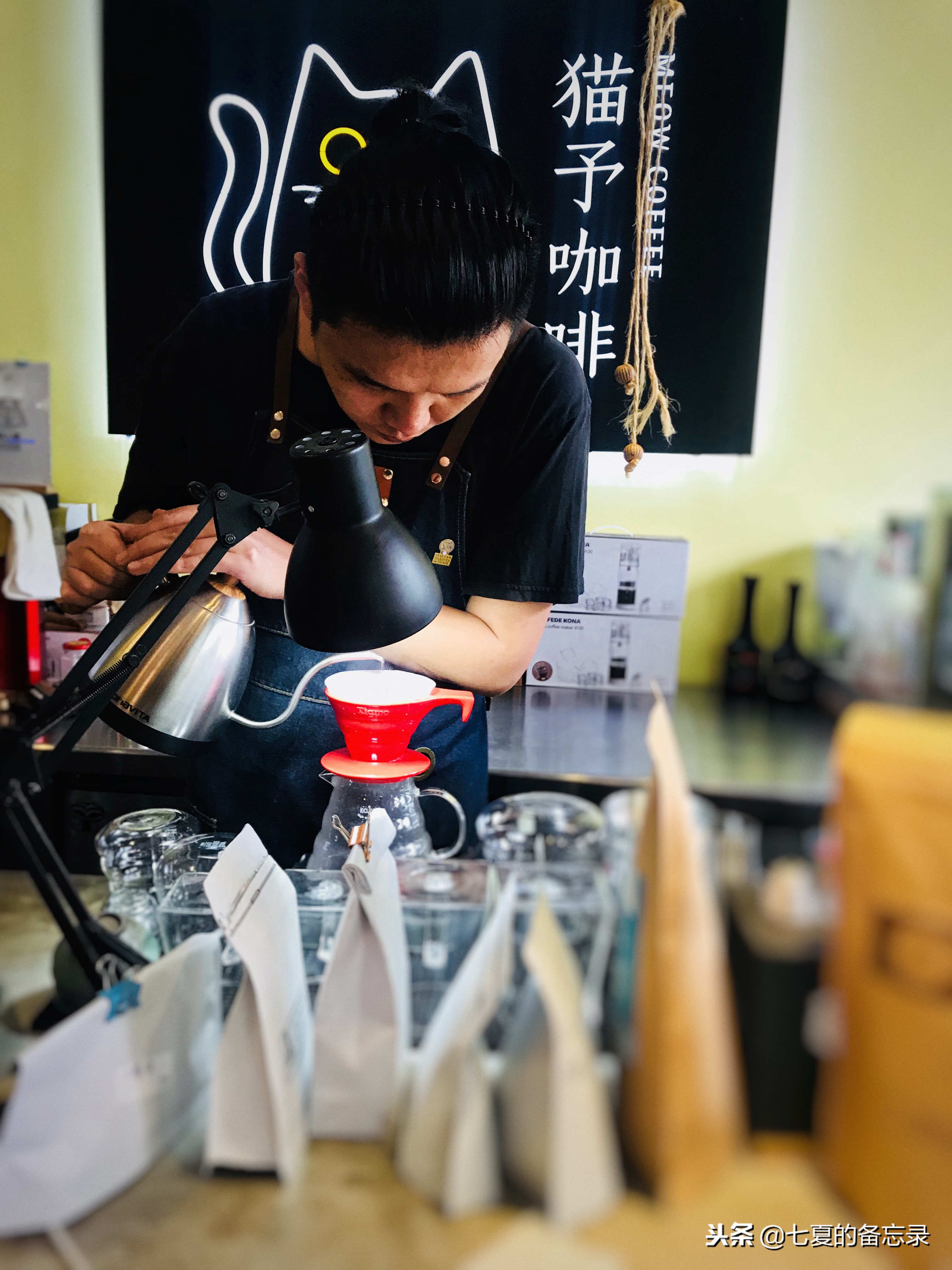 没想到离海洋最远的乌鲁木齐，也有执着每一杯品质的精品咖啡店