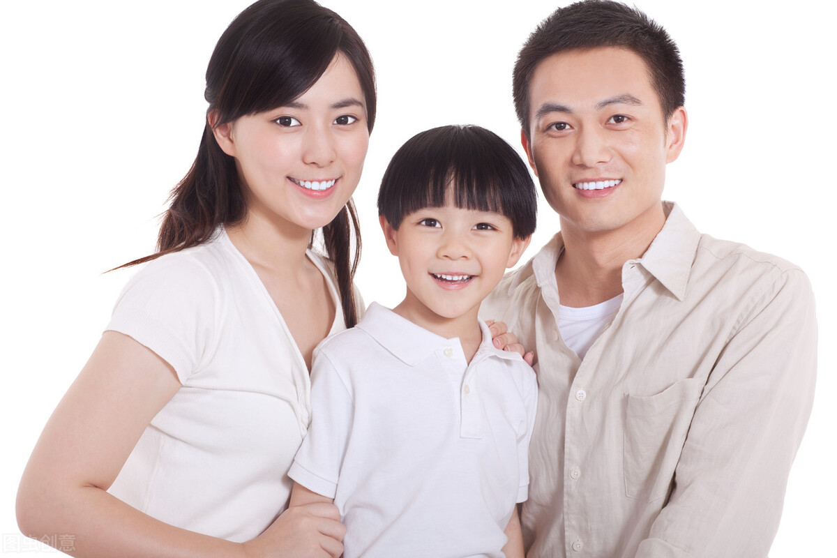 女孩体检被要求*光脱**上衣，事后她和父母的做法，值得所有家长学习