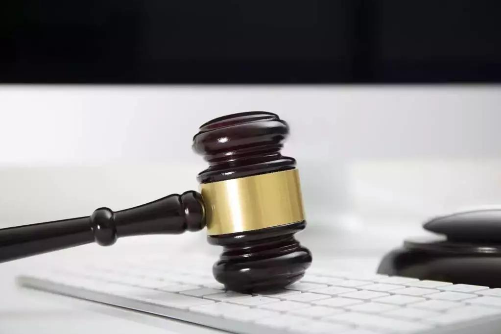 宝马车被转租谁负责,租来的宝马车被索赔20万