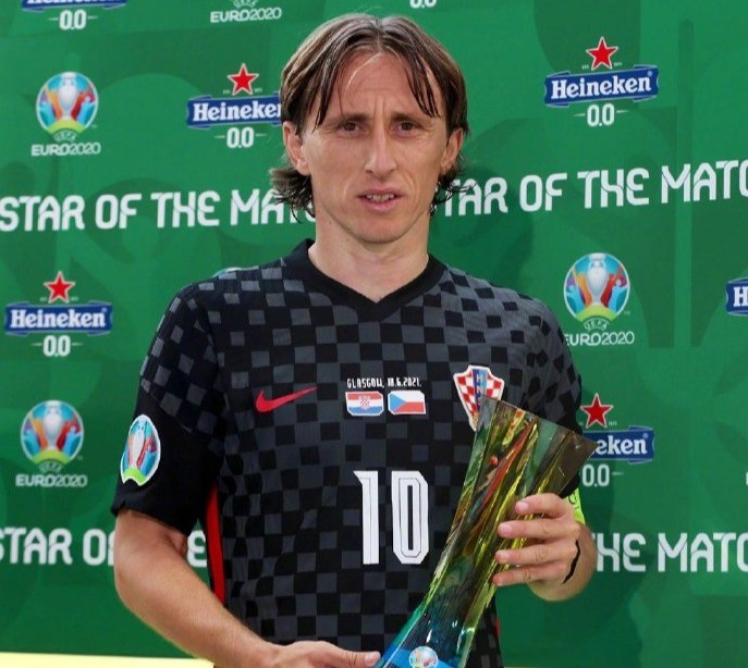 欧洲杯直播英格兰vs克罗地亚结果,欧洲杯苏格兰对匈牙利直播