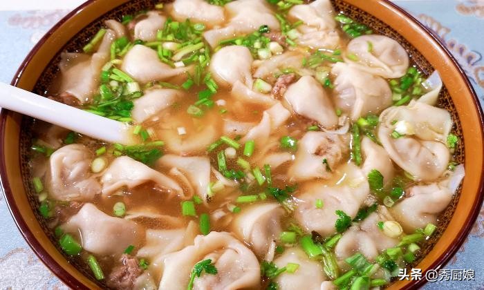 饺子皮做的早餐简易懒人早餐,家有初中生40分钟搞定的营养早餐