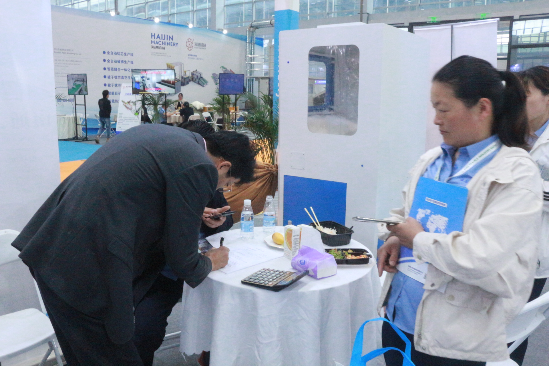 无锡全自动充绒机厂家,南通自动充绒机