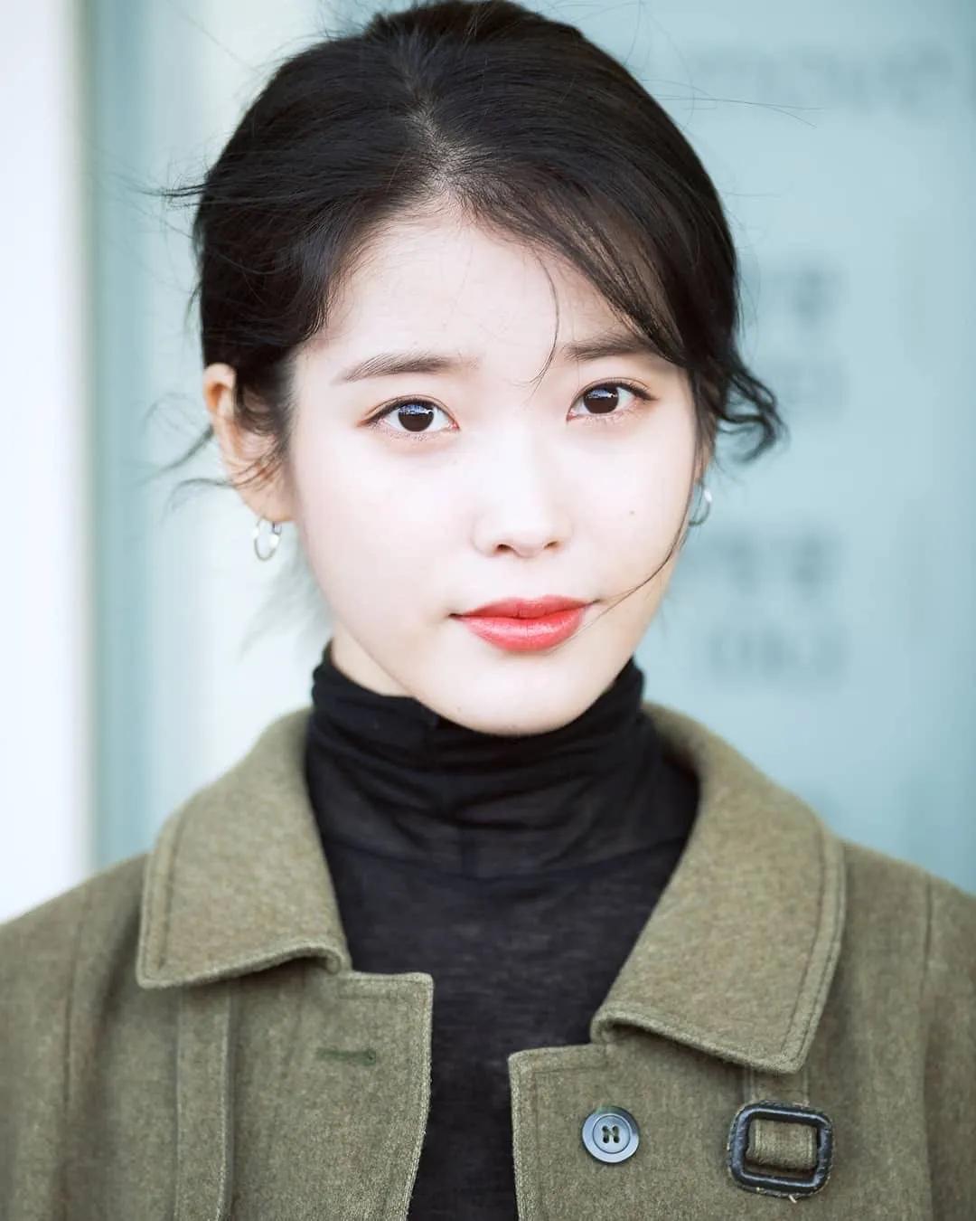 塌鼻子的女生怎么打扮自己,塌鼻子长相乖巧的女生怎么化妆